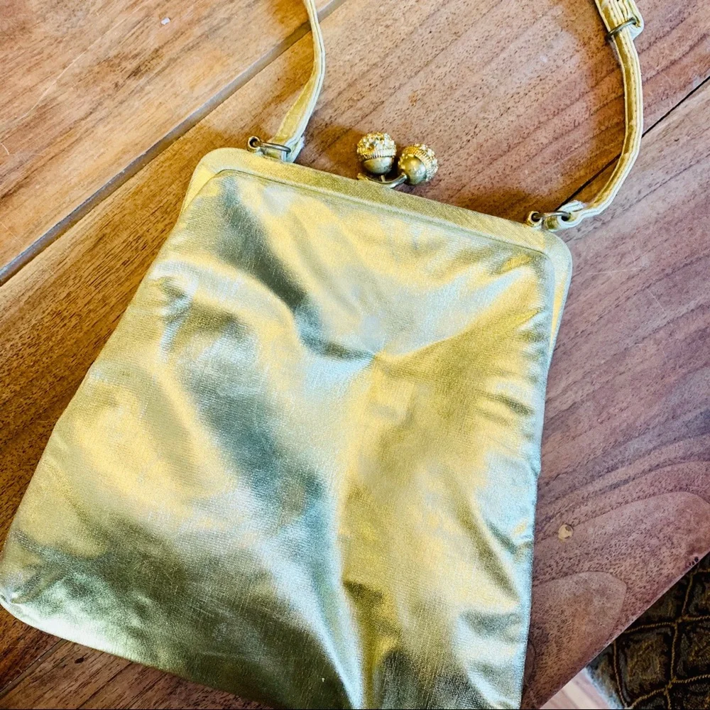 Vintage Jeweled Kiss Lock Gold Metallic Purse - Picture 1 of 5